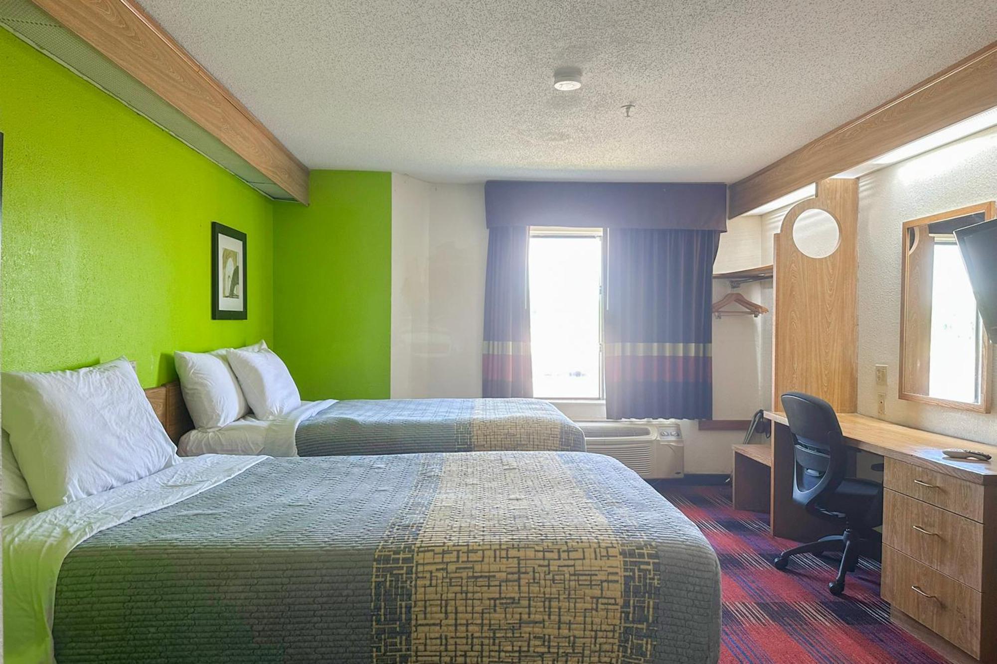 Classic Inn By Oyo I- 240 Near Memphis Airport Exterior foto
